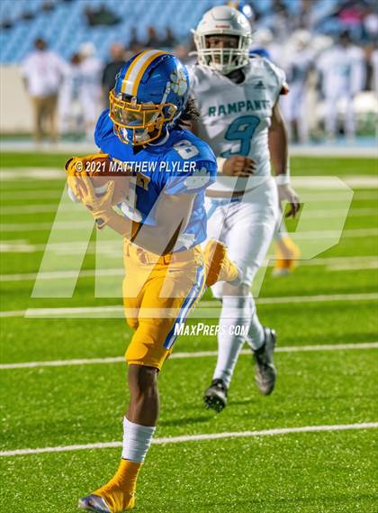 Thumbnail 2 in J.H. Rose vs Dudley (NCHSAA 3A Final - 1 of 2) photogallery.