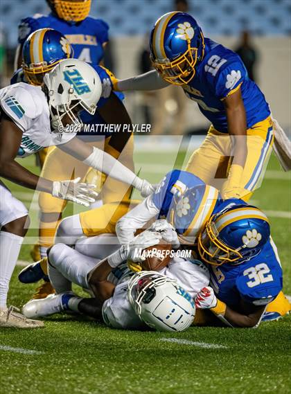 Thumbnail 2 in J.H. Rose vs Dudley (NCHSAA 3A Final - 1 of 2) photogallery.