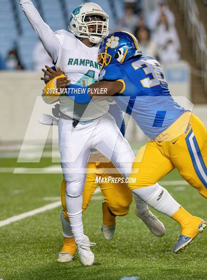 Thumbnail 3 in J.H. Rose vs Dudley (NCHSAA 3A Final - 1 of 2) photogallery.