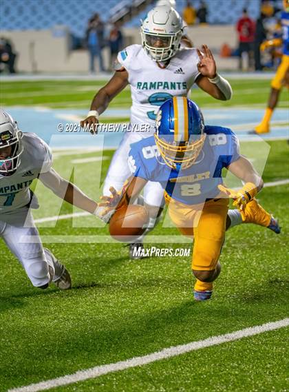 Thumbnail 3 in J.H. Rose vs Dudley (NCHSAA 3A Final - 1 of 2) photogallery.