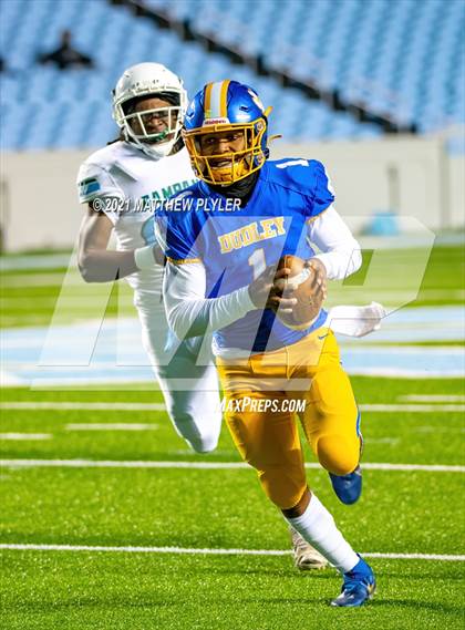 Thumbnail 3 in J.H. Rose vs Dudley (NCHSAA 3A Final - 1 of 2) photogallery.