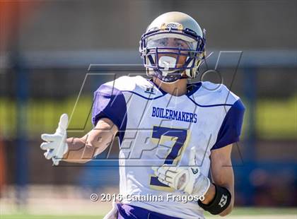 Thumbnail 1 in Garfield @ Lodi photogallery.