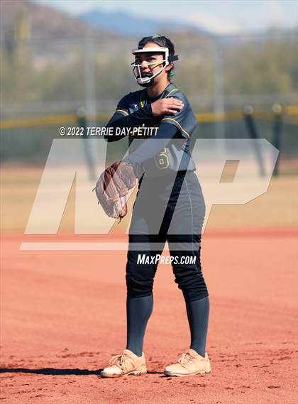 Thumbnail 1 in Horizon vs Greenway (Sunrise Mountain Tournament) photogallery.