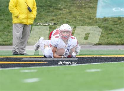 Thumbnail 2 in Seneca vs. Central (MSHSAA Class 3 Championship) photogallery.