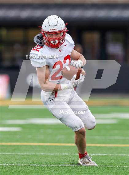 Thumbnail 1 in Seneca vs. Central (MSHSAA Class 3 Championship) photogallery.