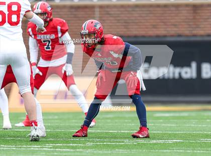 Thumbnail 2 in Seneca vs. Central (MSHSAA Class 3 Championship) photogallery.