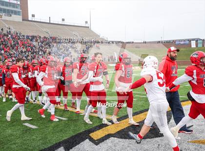 Thumbnail 3 in Seneca vs. Central (MSHSAA Class 3 Championship) photogallery.