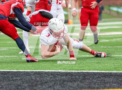 Thumbnail 3 in Seneca vs. Central (MSHSAA Class 3 Championship) photogallery.