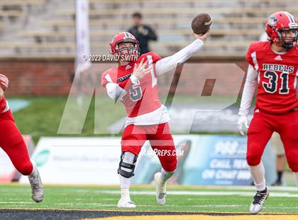 Thumbnail 1 in Seneca vs. Central (MSHSAA Class 3 Championship) photogallery.