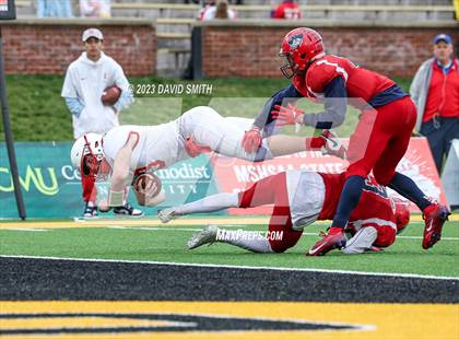 Thumbnail 3 in Seneca vs. Central (MSHSAA Class 3 Championship) photogallery.