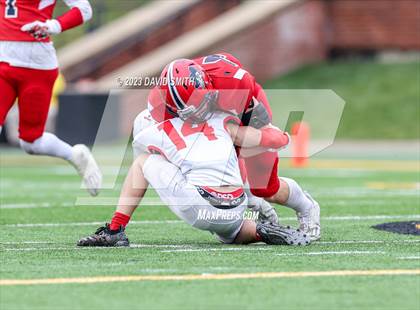 Thumbnail 2 in Seneca vs. Central (MSHSAA Class 3 Championship) photogallery.