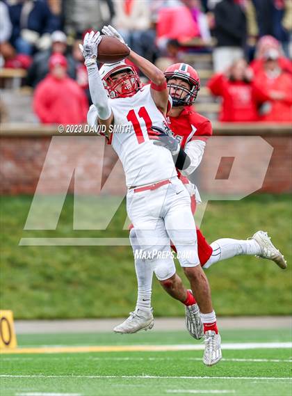 Thumbnail 2 in Seneca vs. Central (MSHSAA Class 3 Championship) photogallery.