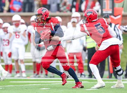 Thumbnail 1 in Seneca vs. Central (MSHSAA Class 3 Championship) photogallery.