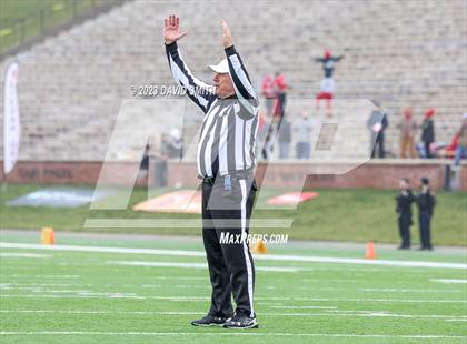 Thumbnail 1 in Seneca vs. Central (MSHSAA Class 3 Championship) photogallery.