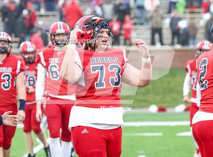 Thumbnail 2 in Seneca vs. Central (MSHSAA Class 3 Championship) photogallery.