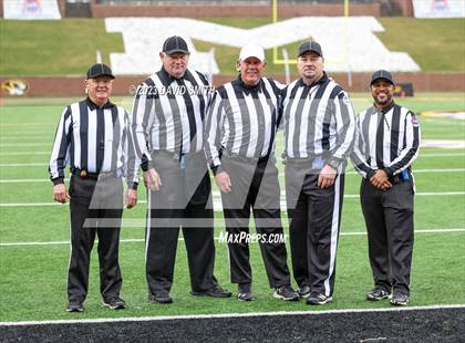 Thumbnail 2 in Seneca vs. Central (MSHSAA Class 3 Championship) photogallery.