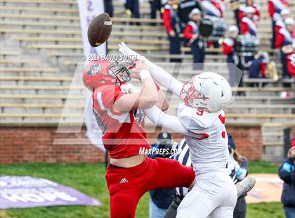 Thumbnail 3 in Seneca vs. Central (MSHSAA Class 3 Championship) photogallery.