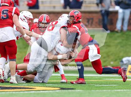 Thumbnail 1 in Seneca vs. Central (MSHSAA Class 3 Championship) photogallery.