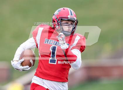 Thumbnail 3 in Seneca vs. Central (MSHSAA Class 3 Championship) photogallery.