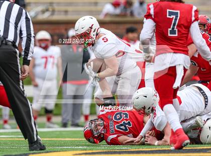 Thumbnail 2 in Seneca vs. Central (MSHSAA Class 3 Championship) photogallery.