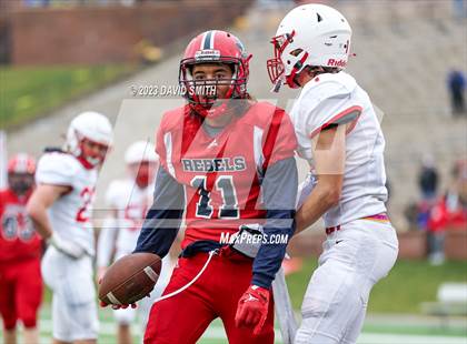 Thumbnail 1 in Seneca vs. Central (MSHSAA Class 3 Championship) photogallery.