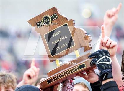 Thumbnail 3 in Seneca vs. Central (MSHSAA Class 3 Championship) photogallery.