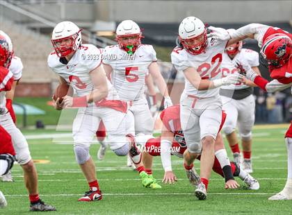 Thumbnail 3 in Seneca vs. Central (MSHSAA Class 3 Championship) photogallery.