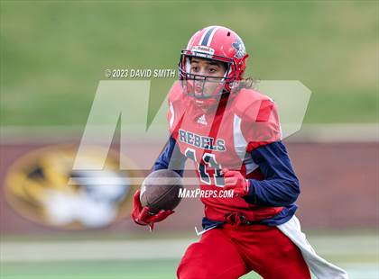 Thumbnail 3 in Seneca vs. Central (MSHSAA Class 3 Championship) photogallery.
