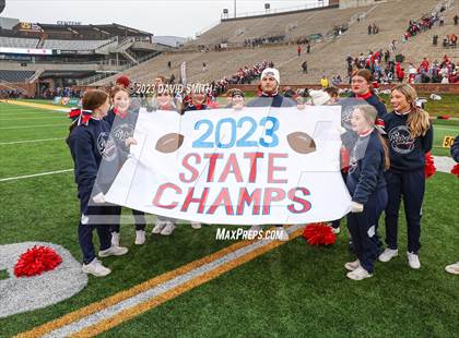 Thumbnail 3 in Seneca vs. Central (MSHSAA Class 3 Championship) photogallery.