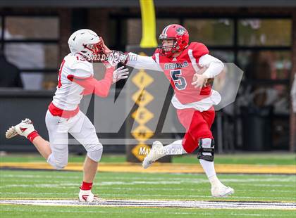 Thumbnail 1 in Seneca vs. Central (MSHSAA Class 3 Championship) photogallery.