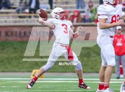 Thumbnail 3 in Seneca vs. Central (MSHSAA Class 3 Championship) photogallery.