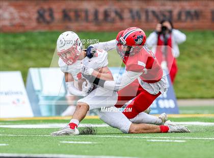 Thumbnail 2 in Seneca vs. Central (MSHSAA Class 3 Championship) photogallery.