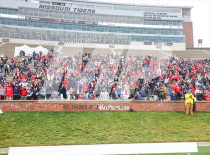 Thumbnail 2 in Seneca vs. Central (MSHSAA Class 3 Championship) photogallery.