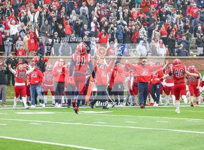 Thumbnail 2 in Seneca vs. Central (MSHSAA Class 3 Championship) photogallery.