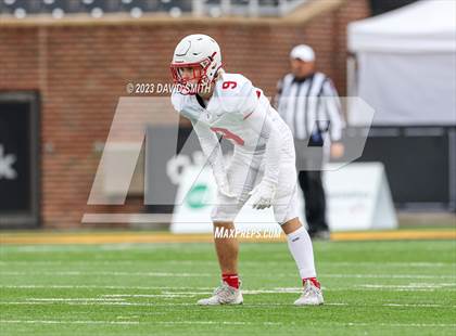 Thumbnail 2 in Seneca vs. Central (MSHSAA Class 3 Championship) photogallery.