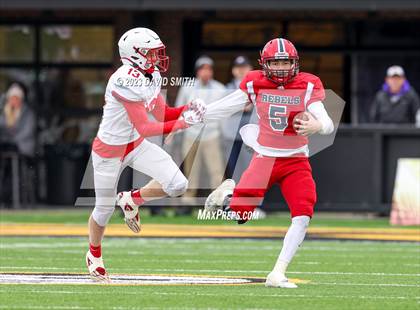 Thumbnail 1 in Seneca vs. Central (MSHSAA Class 3 Championship) photogallery.