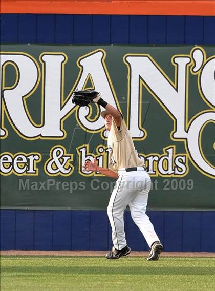 Thumbnail 2 in El Dorado vs. Don Bosco Prep (Anderson Bat National Classic) photogallery.