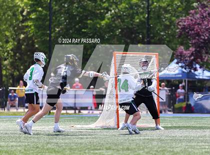 Thumbnail 3 in Farmingdale vs. McQuaid Jesuit (NYSPHSAA Class A Final) photogallery.