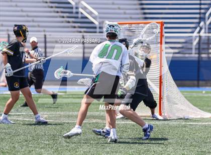 Thumbnail 2 in Farmingdale vs. McQuaid Jesuit (NYSPHSAA Class A Final) photogallery.