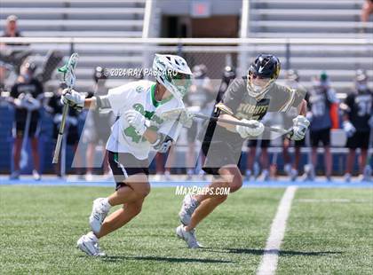 Thumbnail 3 in Farmingdale vs. McQuaid Jesuit (NYSPHSAA Class A Final) photogallery.