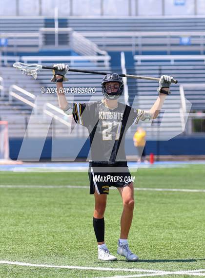 Thumbnail 2 in Farmingdale vs. McQuaid Jesuit (NYSPHSAA Class A Final) photogallery.