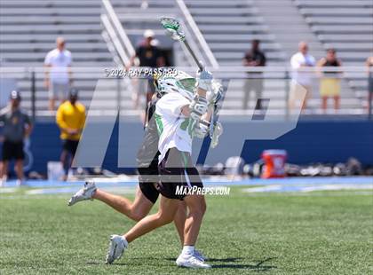 Thumbnail 3 in Farmingdale vs. McQuaid Jesuit (NYSPHSAA Class A Final) photogallery.