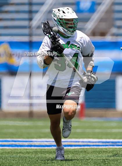 Thumbnail 2 in Farmingdale vs. McQuaid Jesuit (NYSPHSAA Class A Final) photogallery.