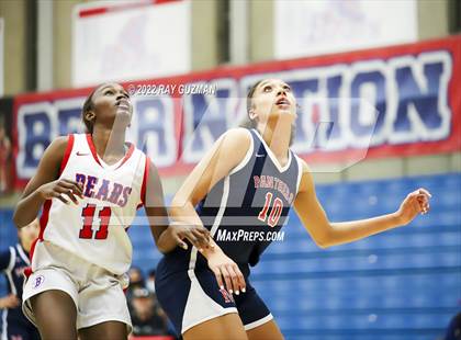 Thumbnail 1 in San Joaquin Memorial @ Buchanan (CIF CS Semifinal Playoff) photogallery.