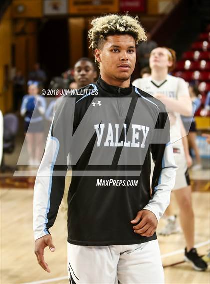 Thumbnail 3 in Paradise Valley vs. Deer Valley (AIA 5A Semifinal) photogallery.