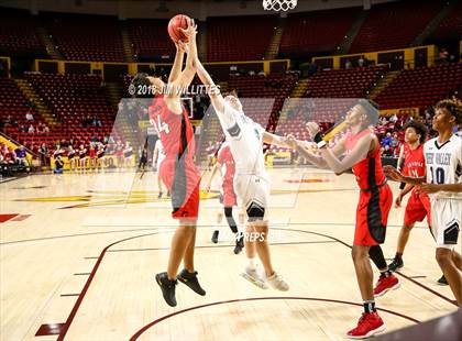 Thumbnail 2 in Paradise Valley vs. Deer Valley (AIA 5A Semifinal) photogallery.