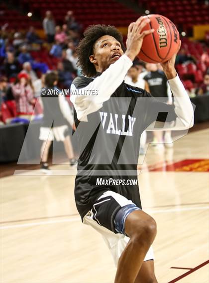 Thumbnail 3 in Paradise Valley vs. Deer Valley (AIA 5A Semifinal) photogallery.