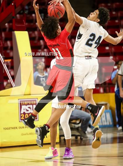 Thumbnail 1 in Paradise Valley vs. Deer Valley (AIA 5A Semifinal) photogallery.