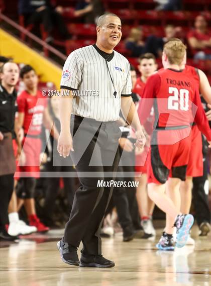 Thumbnail 1 in Paradise Valley vs. Deer Valley (AIA 5A Semifinal) photogallery.