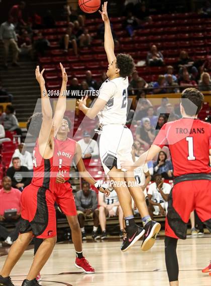 Thumbnail 3 in Paradise Valley vs. Deer Valley (AIA 5A Semifinal) photogallery.